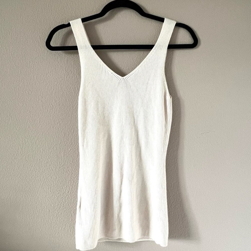 Arket 100% Wool V Neck Sleeveless Top - Picture 7 of 9